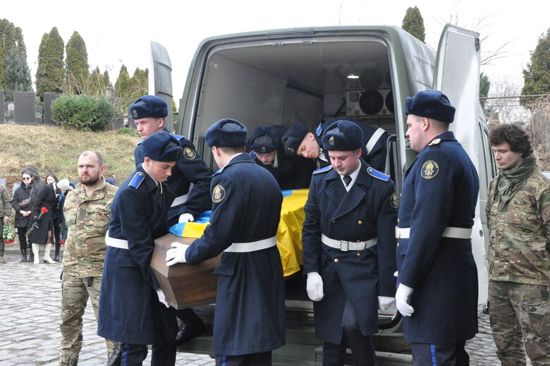В Киеве простились с комбатом Азова Олегом Мудраком 02