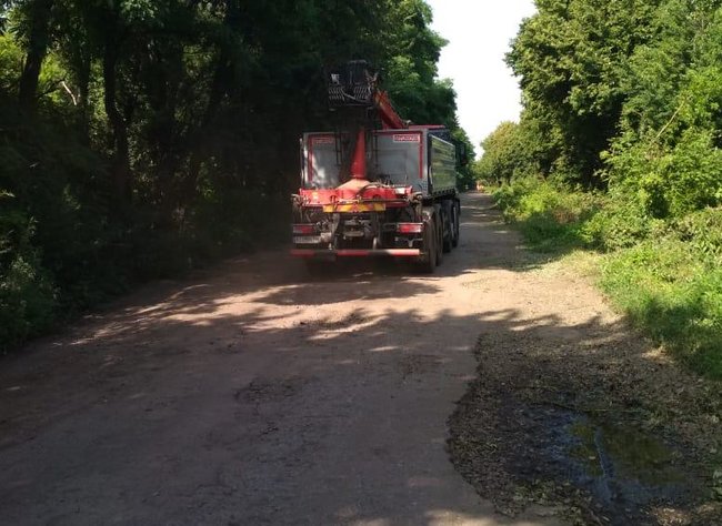 Дорогу, яку не ремонтували 40 років, відновлять на Чернігівщині, - ОДА 01