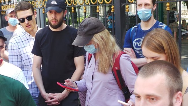 Активисты пришли под главк СБУ поддержать Стерненко: Будет жарко, будет гореть. Очень ху#во будет, если Сергея закроют 05