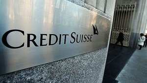 В офисах Credit Suisse в трех странах прошли обыски