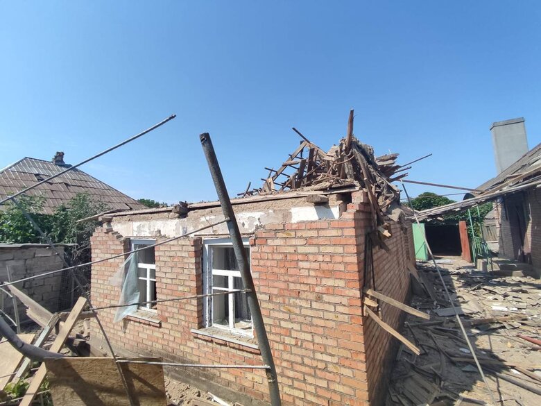 У Нікополі внаслідок російського обстрілу пошкоджені два об’єкти критичної інфраструктури, - ОВА 01