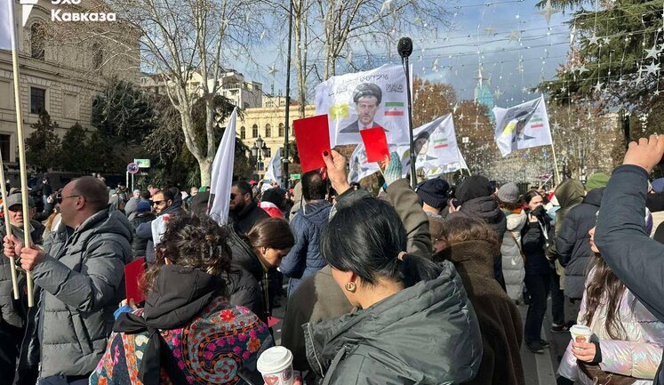 Протестовали против инаугурации Кавелашвили: в Грузии полиция начала задерживать митингующих. ВИДЕО