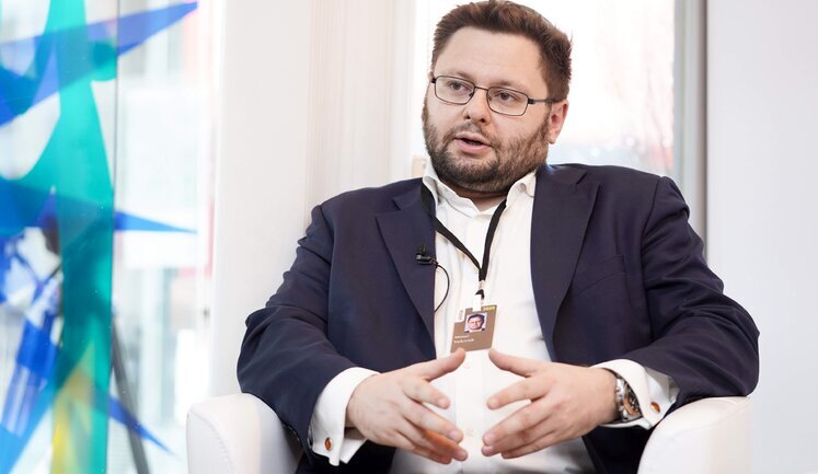 Канадська компанія купує ще чотири СЕС в Україні попри скарги на суди і конфлікт із Коломойським