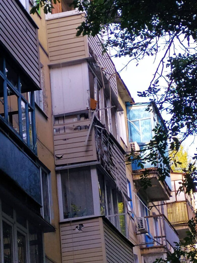 Вранці російські війська вдарили із Градів по житлових кварталах Кривого Рогу, є жертви, - Резніченко 03