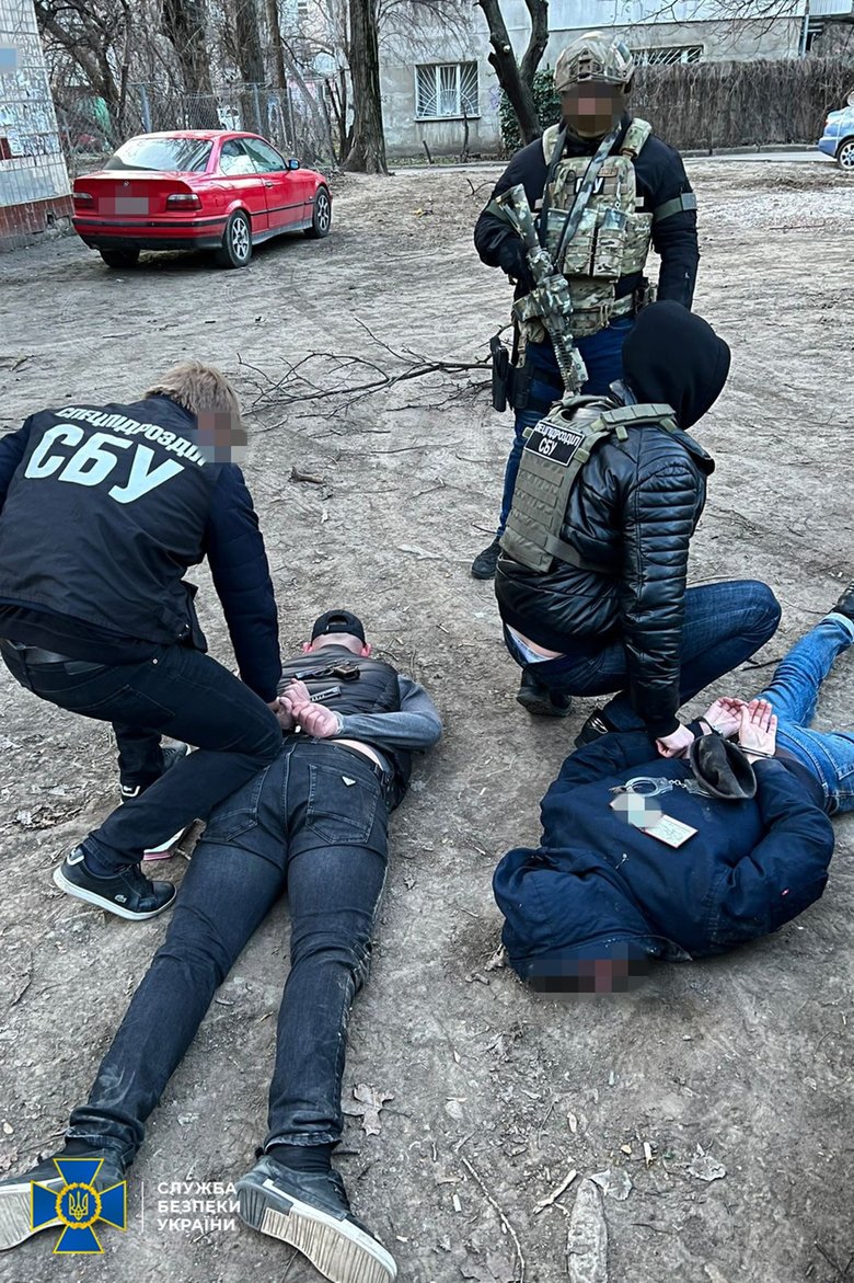 Пограничники похищали людей и требовали с них деньги в Одесской области, - СБУ 03