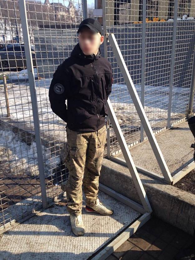 Person armed with grenade detained in downtown Kyiv, - police chief 04