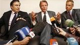 Саакашвили подписал документ о прекращении огня, подготовленный министрами Франции и Финляндии