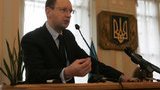 Яценюк: политические силы не должны использовать Фемиду как правовую дубинку