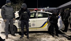 Двоє патрульних в Одесі вимагали гроші у військовозобов’язаних водіїв авто за недоставлення їх до ТЦК, - ДБР. ФОТОрепортаж