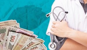 Невідворотність фінансового колапсу: спершу припинити виплачувати лікарняні, а потім… і пенсії