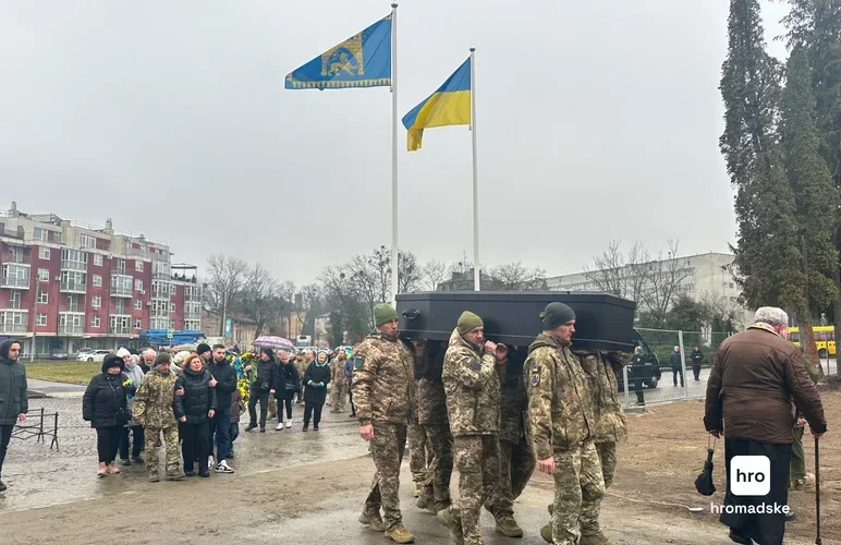 У Львові поховали військового Андрія Киризюка на оновленому полі почесних поховань