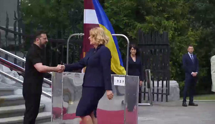 Зеленський зустрівся з прем’єркою Латвії Сіленею: обговорили оборонну підтримку України