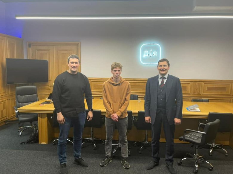 Розробника фейкової Дії запросили на стажування до Мінцифри, - заступник міністра МВС Єнін 01