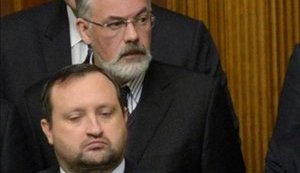 Наступного тижня ЄС зніме санкції з Арбузова і Табачника, - Йозвяк