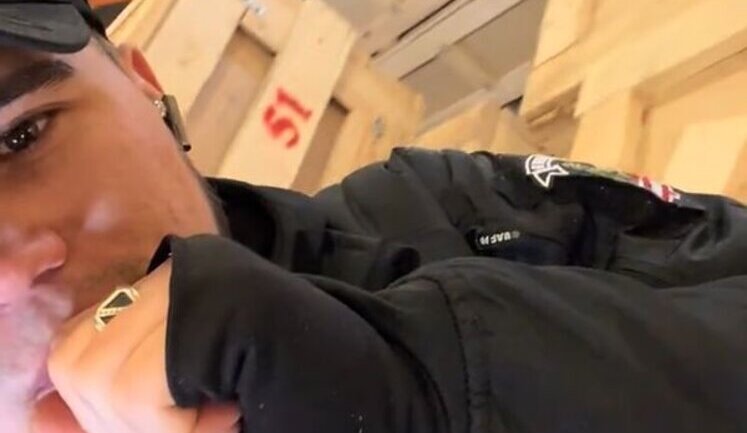 Boxes with bodies of occupiers killed in Ukraine on boarding area of aircraft: "Russia meet, grooms have arrived!". VIDEO