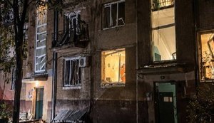 Росіяни влучили в житловий будинок у Запоріжжі: загинула 27-річна жінка. ФОТО