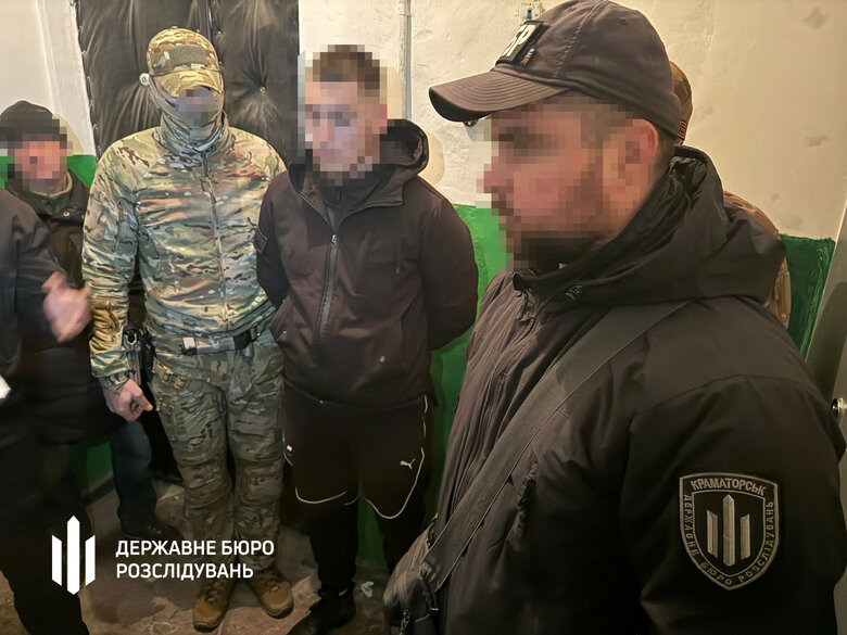 Розкрадання пального з військової частини