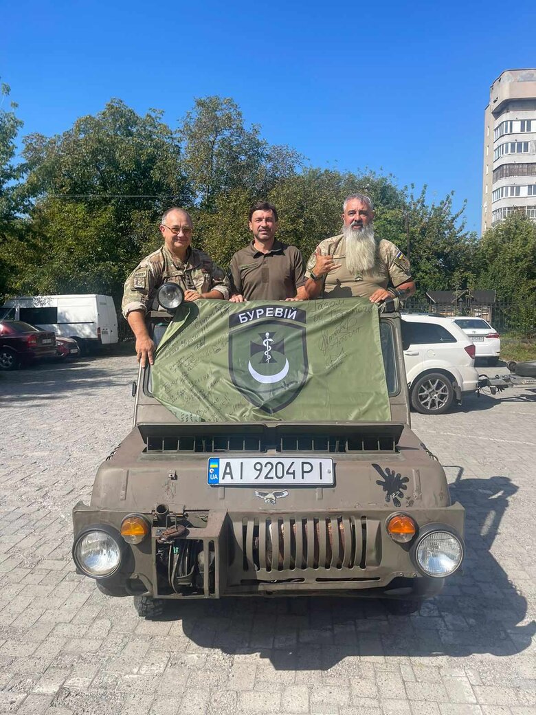 Від фронту до шпиталю. Хто такі Діти Айболіта і як вони рятують українських бійців 04