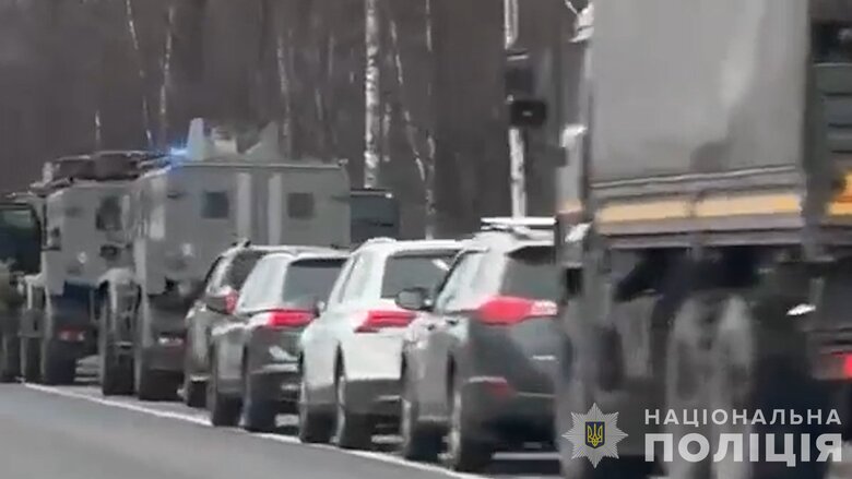 Окупанти викрадають авто під час окупації Київщини