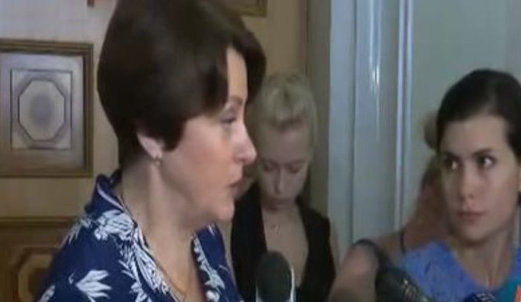 Растаможка автомобиля в Украине будет стоить около 2,5-3 тыс. евро, - Южанина. ВИДЕО