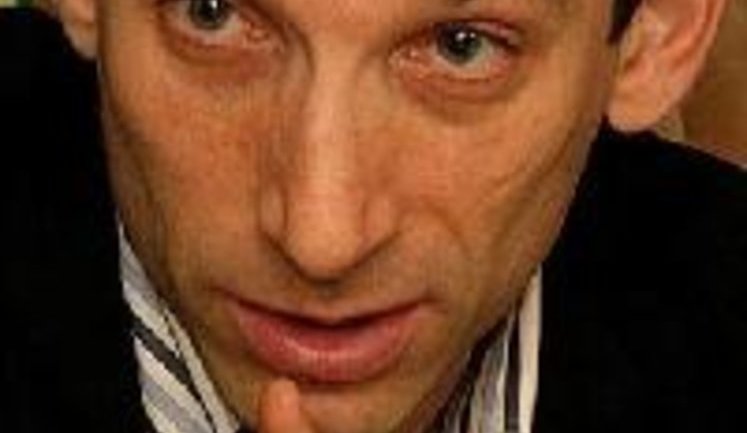 Портников заявил, что за ним следят: "За мной ездят пару авто "наружки". ВИДЕО