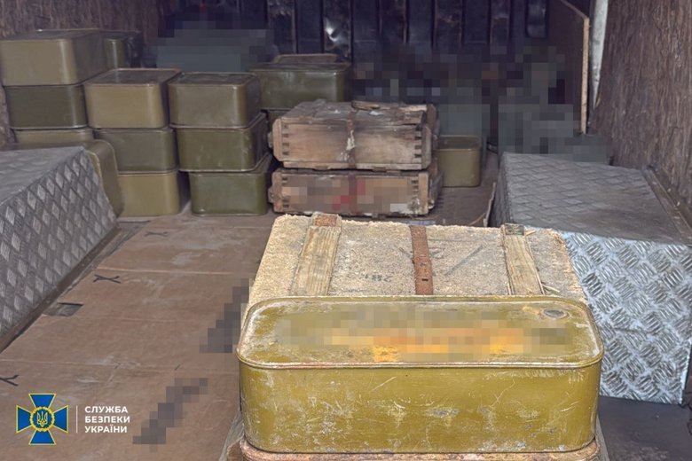 СБУ викрила 7 каналів збуту зброї: вилучено АК-12, дрони та вибухівку