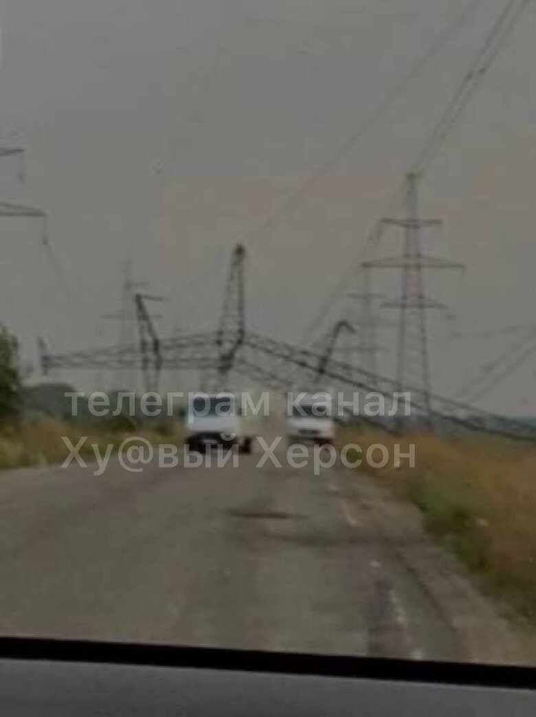 Впали електроопори, які ведуть з Херсонщини до Криму, - Хлань 02