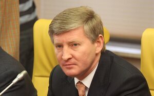 Зеленський звинуватив телеканал Ахметова в маніпуляціях: "Ви передаєте мені інформацію, я вам пояснив від кого. Не треба нічого передавати. Я доросла людина". ВIДЕО