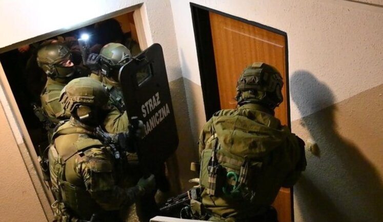У Польщі затримали 11 організаторів нелегального перетину кордону з боку Білорусі, серед них - українці. ФОТО