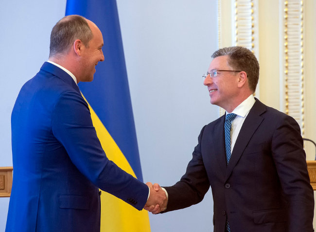 Парубій обговорив із Волкером ситуацію на Донбасі 01
