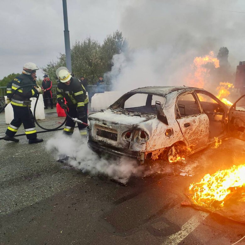 Утром россияне ударили из РЗРО по Никополю, 5 человек пострадали, повреждены дома, детский сад и несколько частных предприятий 05
