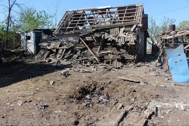 Aftermath of Troitske artillery attack by Russias hybrid forces 01