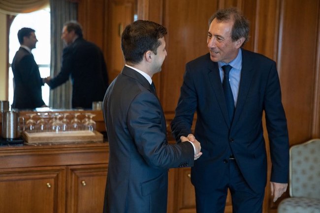 Україна готова приєднатися до нової програми співпраці з МВФ після формування уряду, - Зеленський 02