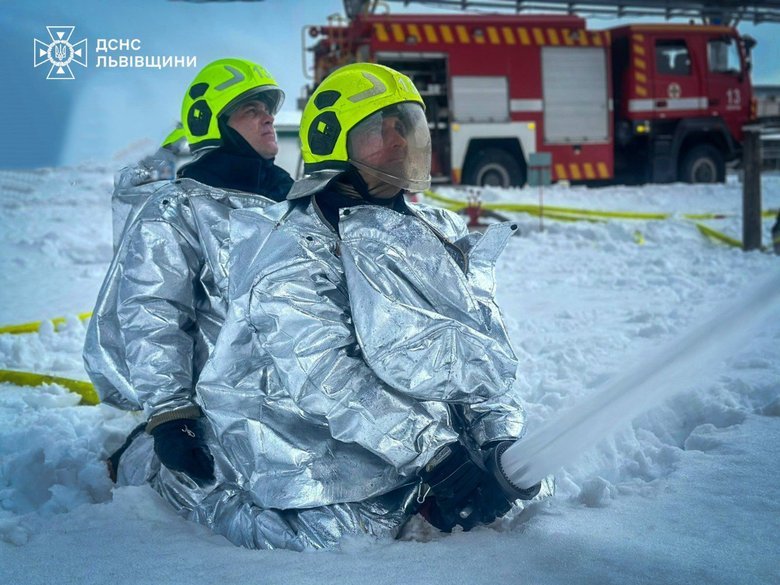 Наслідки удару РФ по Бродах на Львівщині