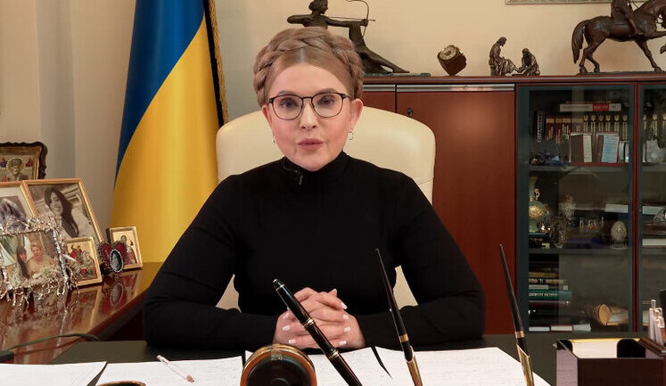 When Tymoshenko uses price of Nimesil as an example, she demonstrates her incompetence or bias - expert