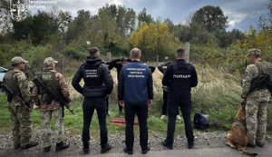 На Закарпатті викрито схеми "бізнесу на втечах": 270 організаторів постануть перед судом. ФОТОрепортаж