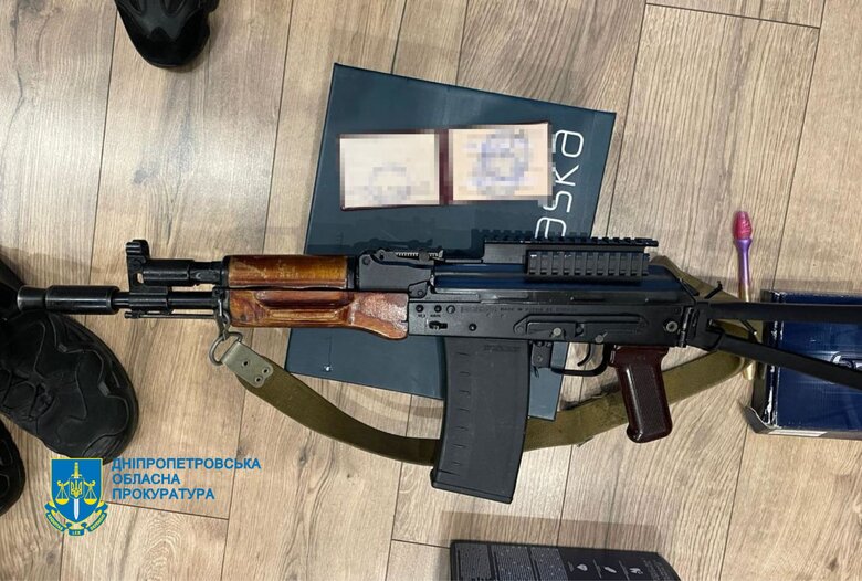 затримання підозрюваних в пограбуванні аптеки