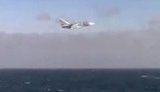 Бомбардировщик Су-24 армии РФ пролетел на низкой высоте вблизи американского эсминца Donald Cook в Черном море. ВИДЕО