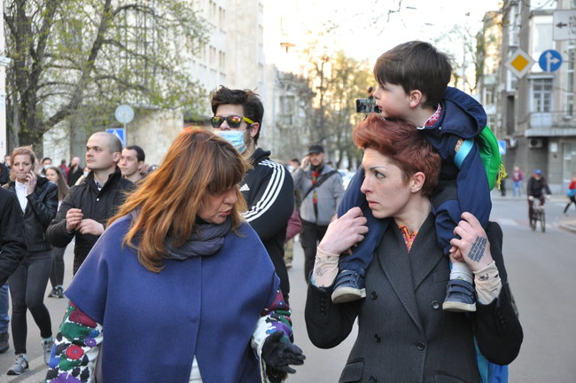 У центрі Києва відбувся марш вишиванок на честь дивізії СС Галичина 28