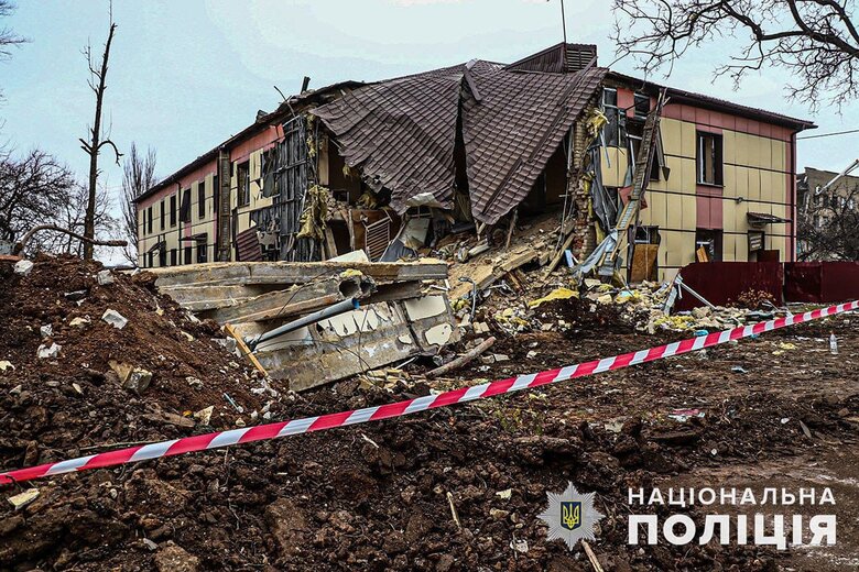 Лікарня у Селидовому після ворожих ракетних ударів 03