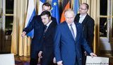 Варианты вопросов для переговоров Зеленского и Путина готовятся, но разглашаться не будут, - Арестович