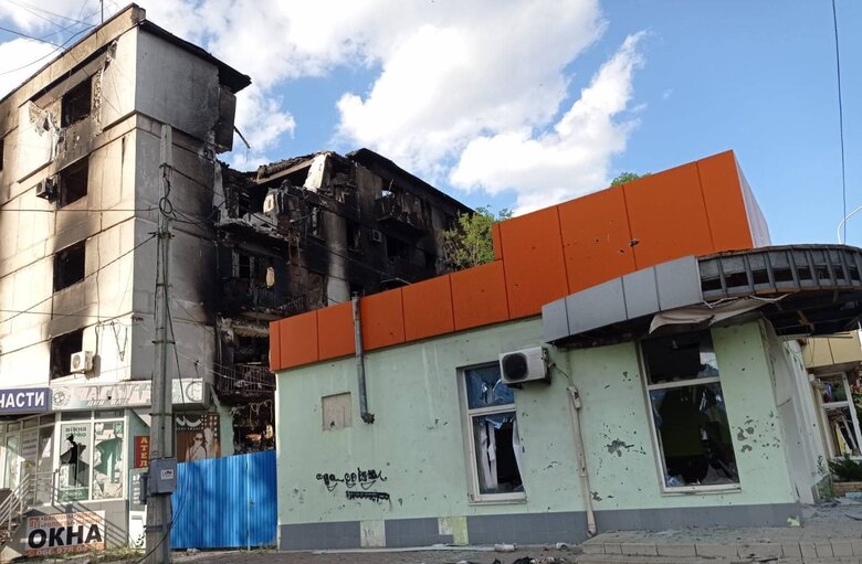 Оккупанты нанесли 5 ракетных ударов по населенным пунктам на границе Луганщины и Донетчины. Враг безуспешно пытается прорваться в Северск и Славянск, - Гайдай 02 Оккупанты нанесли 5 ракетных ударов по населенным пунктам на границе Луганщины и Донетчины. Враг безуспешно пытается прорваться в Северск и Славянск, - Гайдай 02