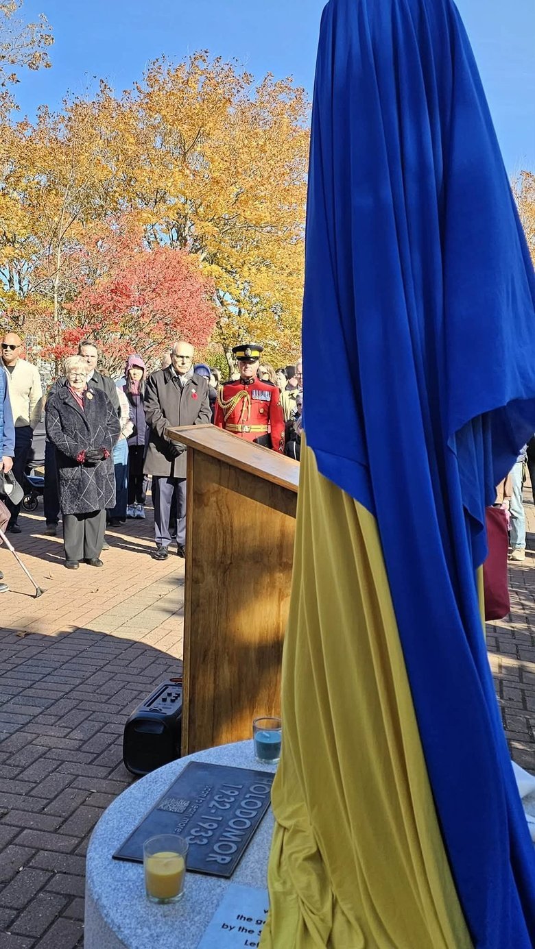 Відкриття меморіалу жертвам Голодомору в Шарлоттауні, Канада