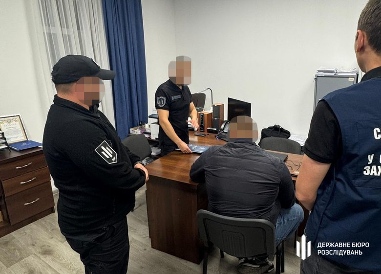 подозрение командиру части из Ровно