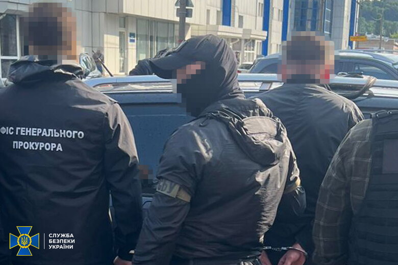 затримано хабарників