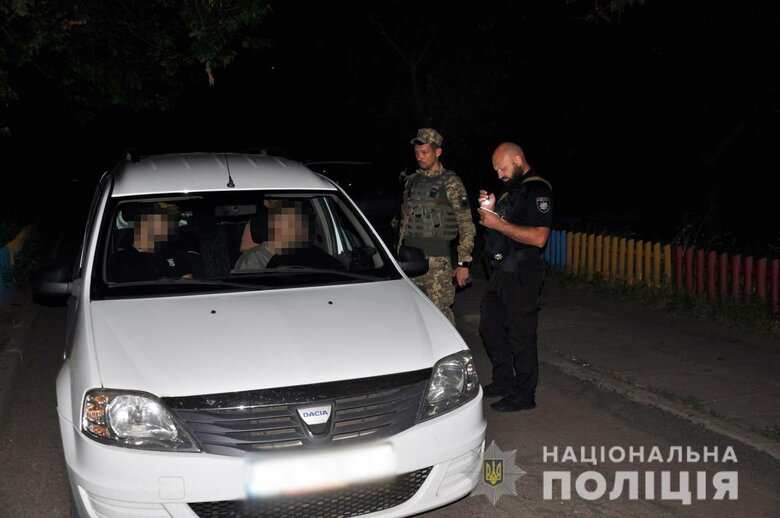 В Черкассах раздали повестки 34 нарушителям комендантского часа 01