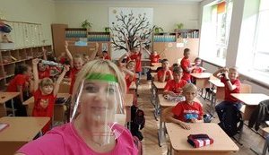 В Україні за два тижні навчання захворюваність вчителів і учнів на COVID-19 різко збільшилася, - Міносвіти