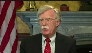 "Россия находится в сложном положении": Советник Трампа Болтон о новых санкциях против РФ