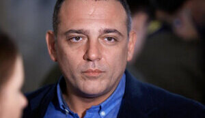 Buzhansky icongratulated everyone in Russian on 9 May