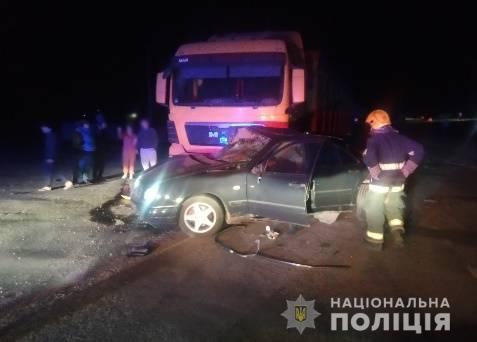 Два человека погибли в тройном ДТП на Херсонщине, - полиция 01